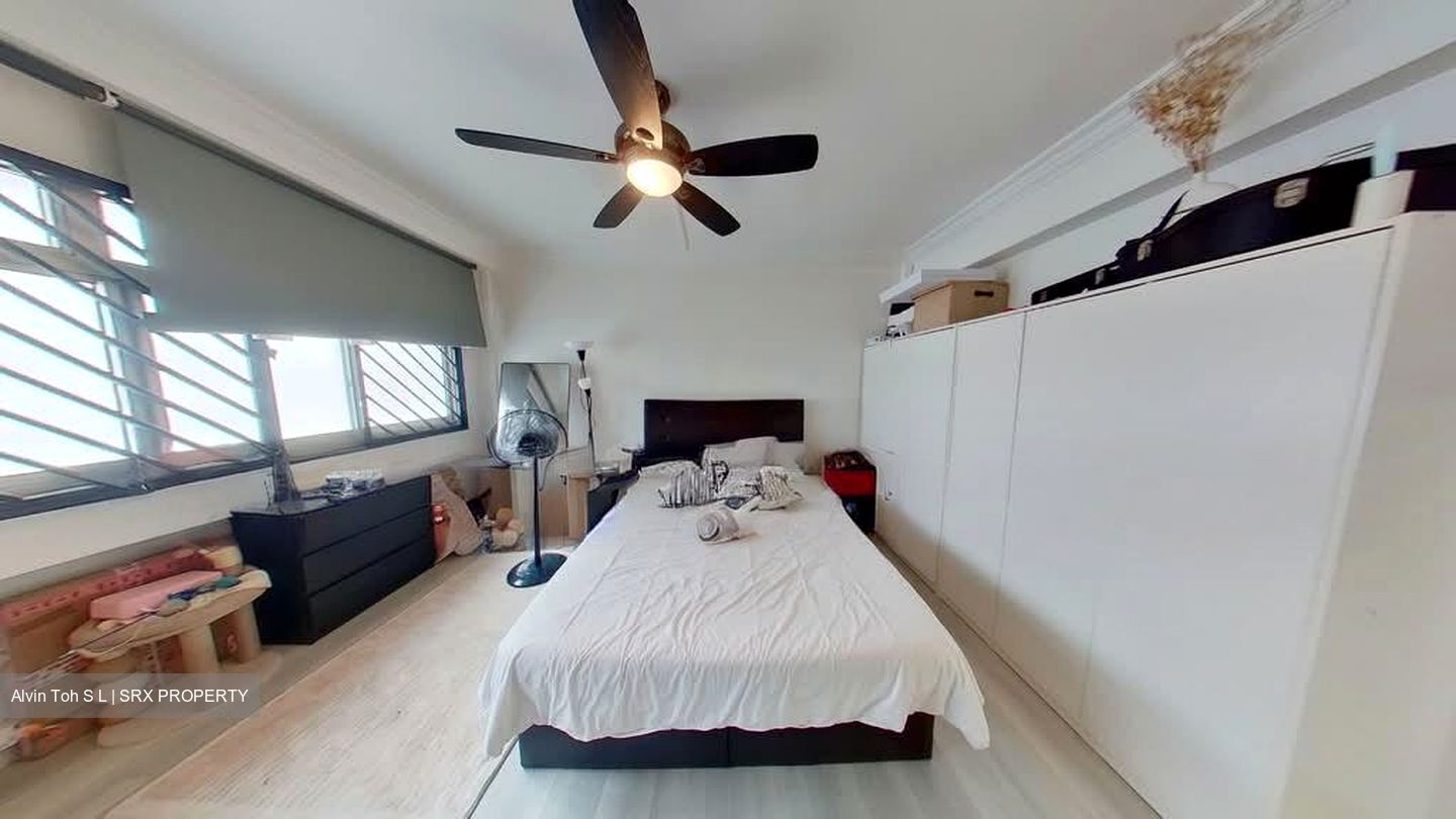 Blk 104A Kebun Baru Heights (Ang Mo Kio), HDB Executive #550974091